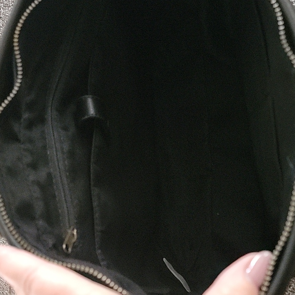 NWOT Frye and Co. Core Tote Bag - Picture 10 of 16